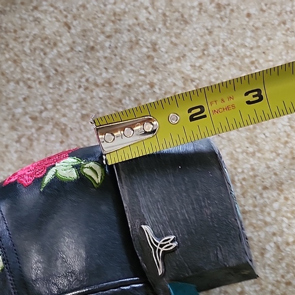 Lane !!Gorgeous!! Red Rose Western Boots, Size 9B - Picture 12 of 13